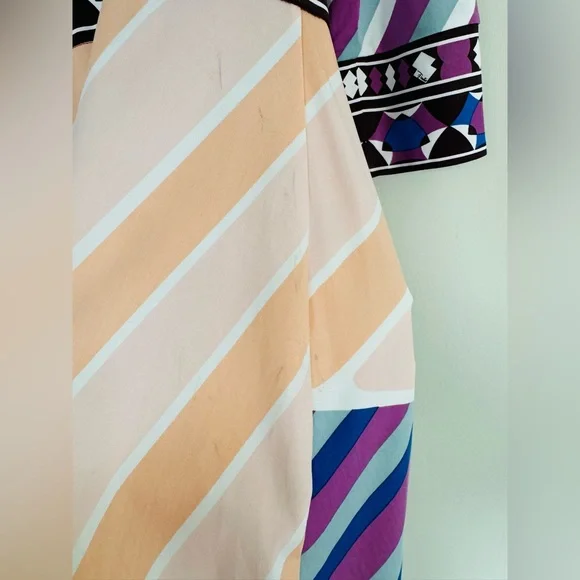 Vintage Emilio Pucci wrap dress 3/4 sleeve lots of stretch in classic print